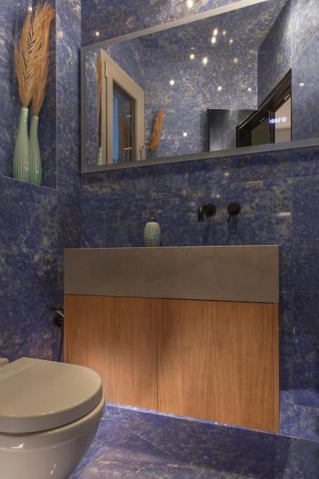 Luxury Acropolis View Apartment-Living Stone Black Pearl 아테네 외부 사진